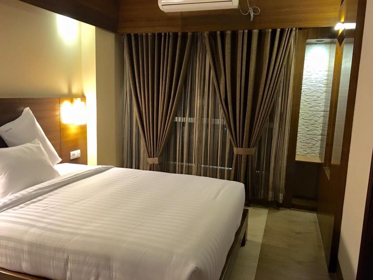 Neeshorgo Hotel&Resort Koks Badźar Zewnętrze zdjęcie