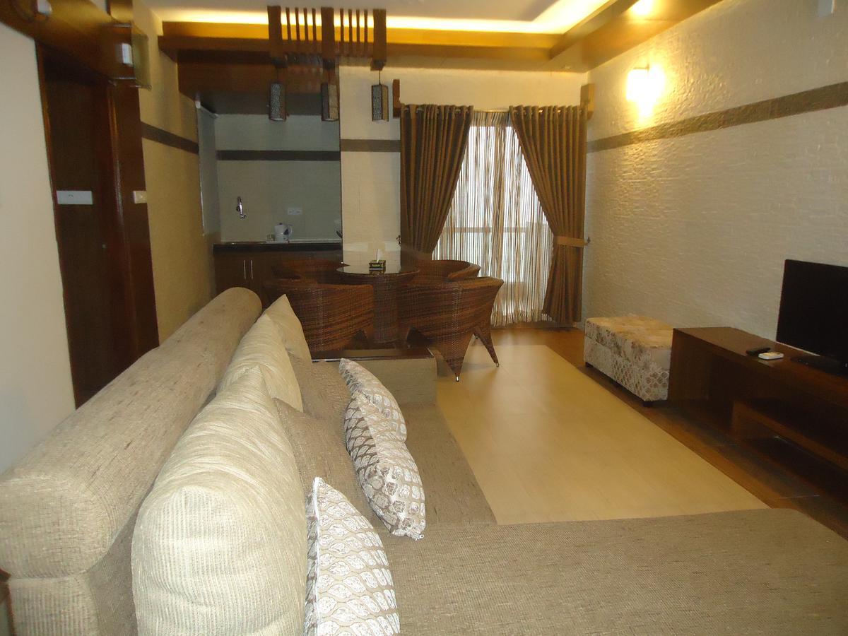Neeshorgo Hotel&Resort Koks Badźar Zewnętrze zdjęcie