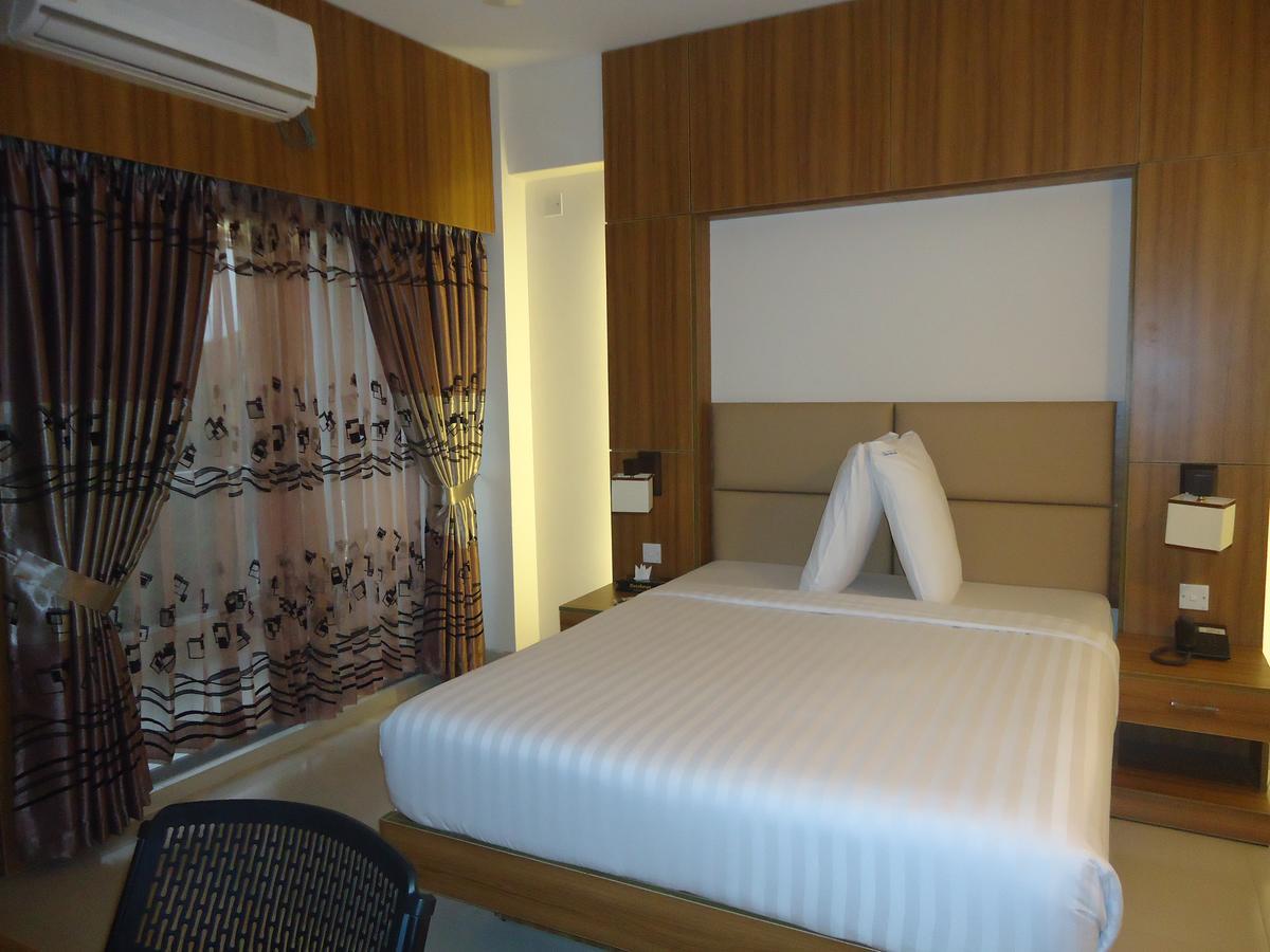 Neeshorgo Hotel&Resort Koks Badźar Zewnętrze zdjęcie