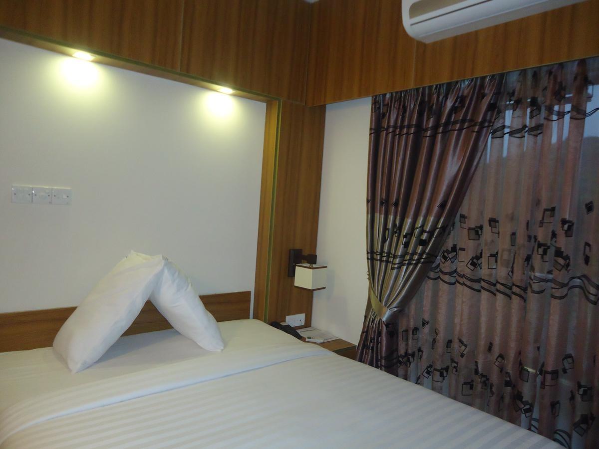 Neeshorgo Hotel&Resort Koks Badźar Zewnętrze zdjęcie